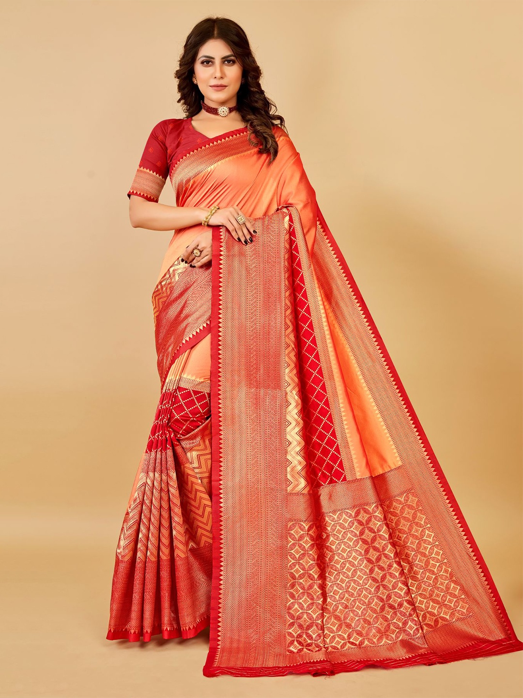 

VAIRAGEE Woven Design Bordered Banarasi Saree, Orange