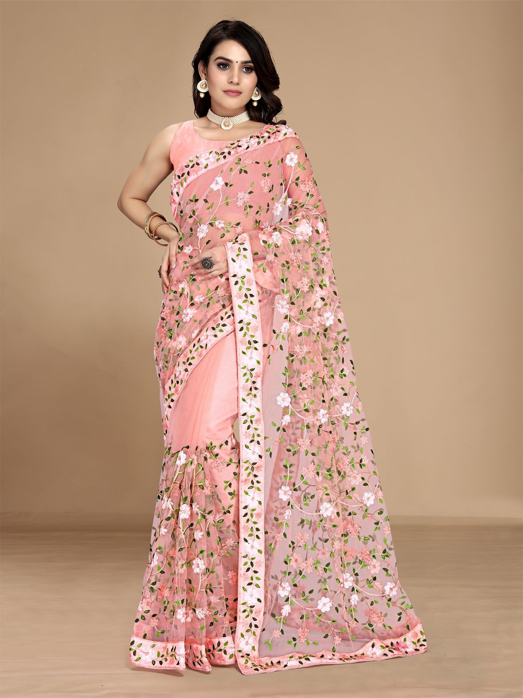 

VAIRAGEE Floral Embroidered Net Saree, Peach