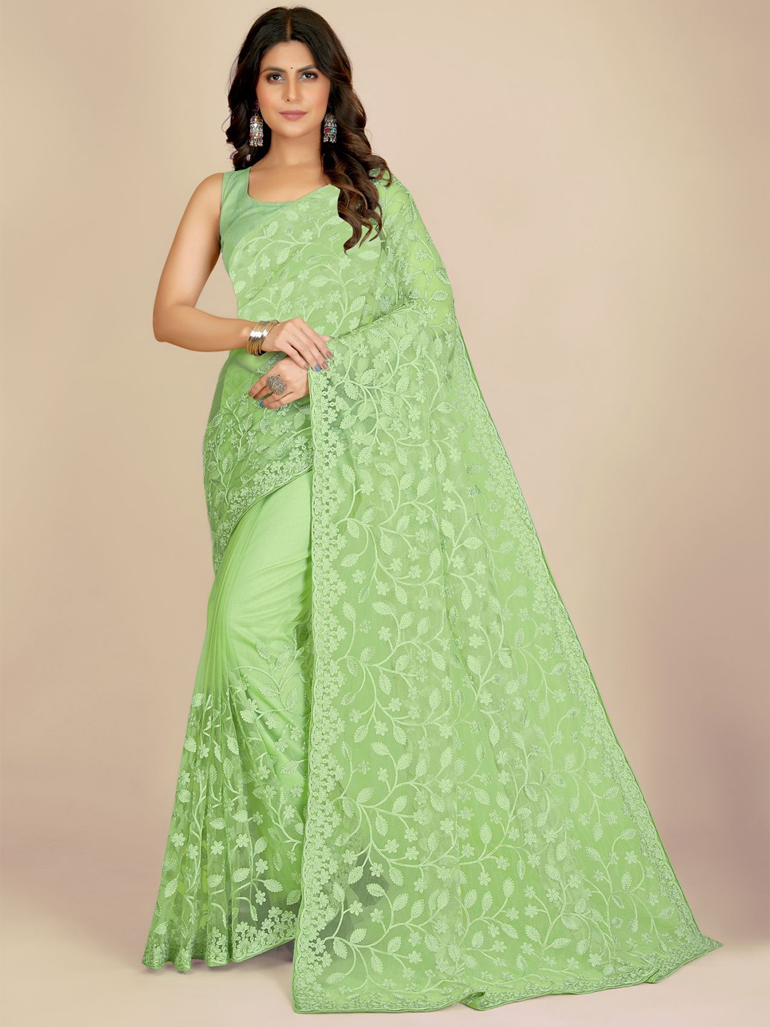 

VAIRAGEE Floral Embroidered Net Saree, Sea green