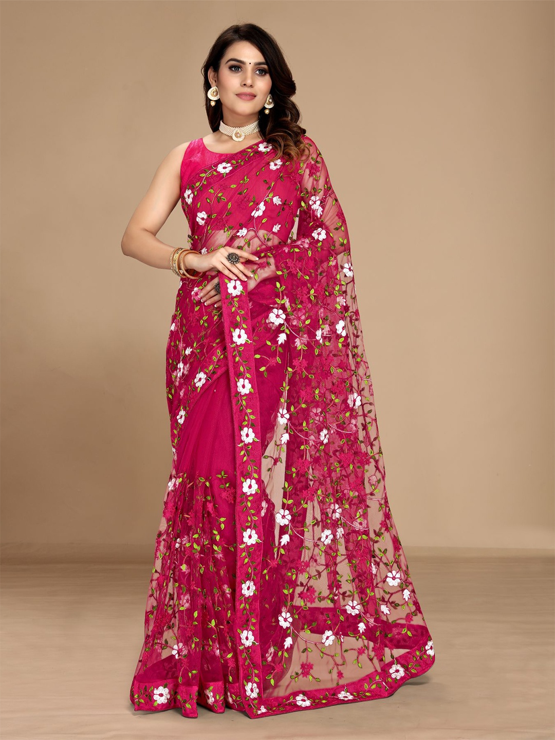 

VAIRAGEE Floral Embroidered Net Saree, Fuchsia