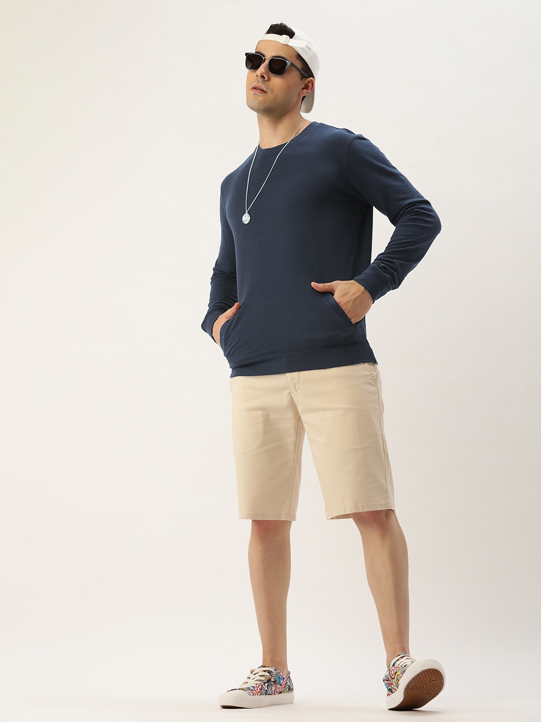 

Kook N Keech Men Solid Knitted Sweatshirt, Navy blue