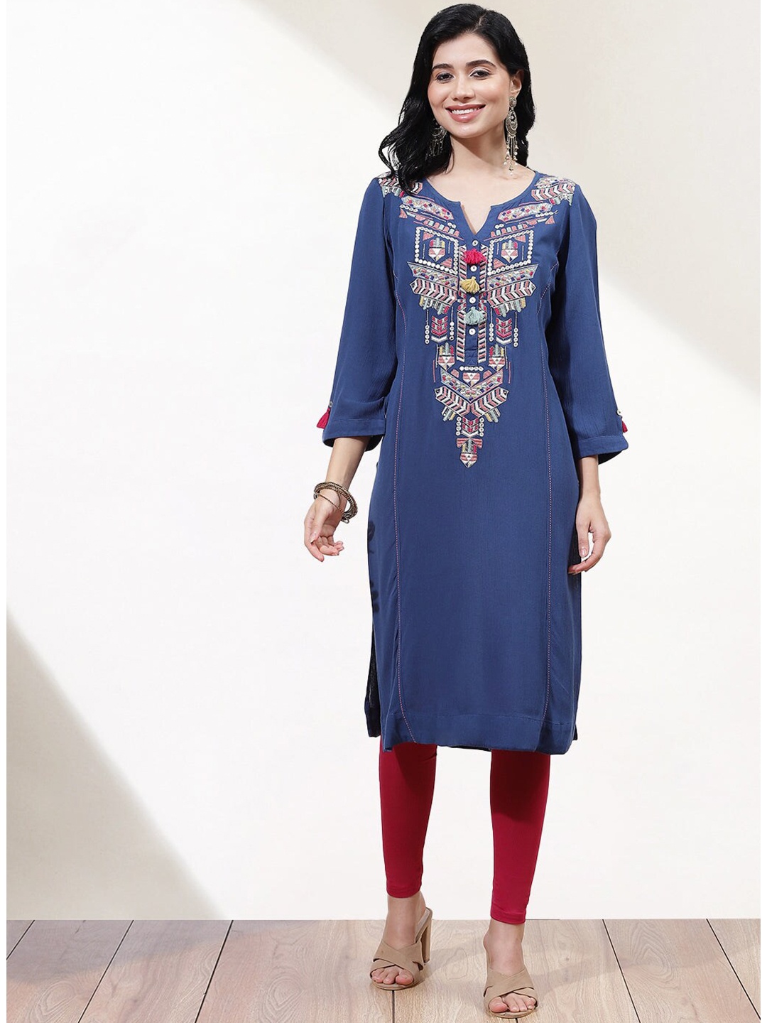 

Lakshita Women Ethnic Motifs Embroidered Thread Work Crepe Kurta, Blue