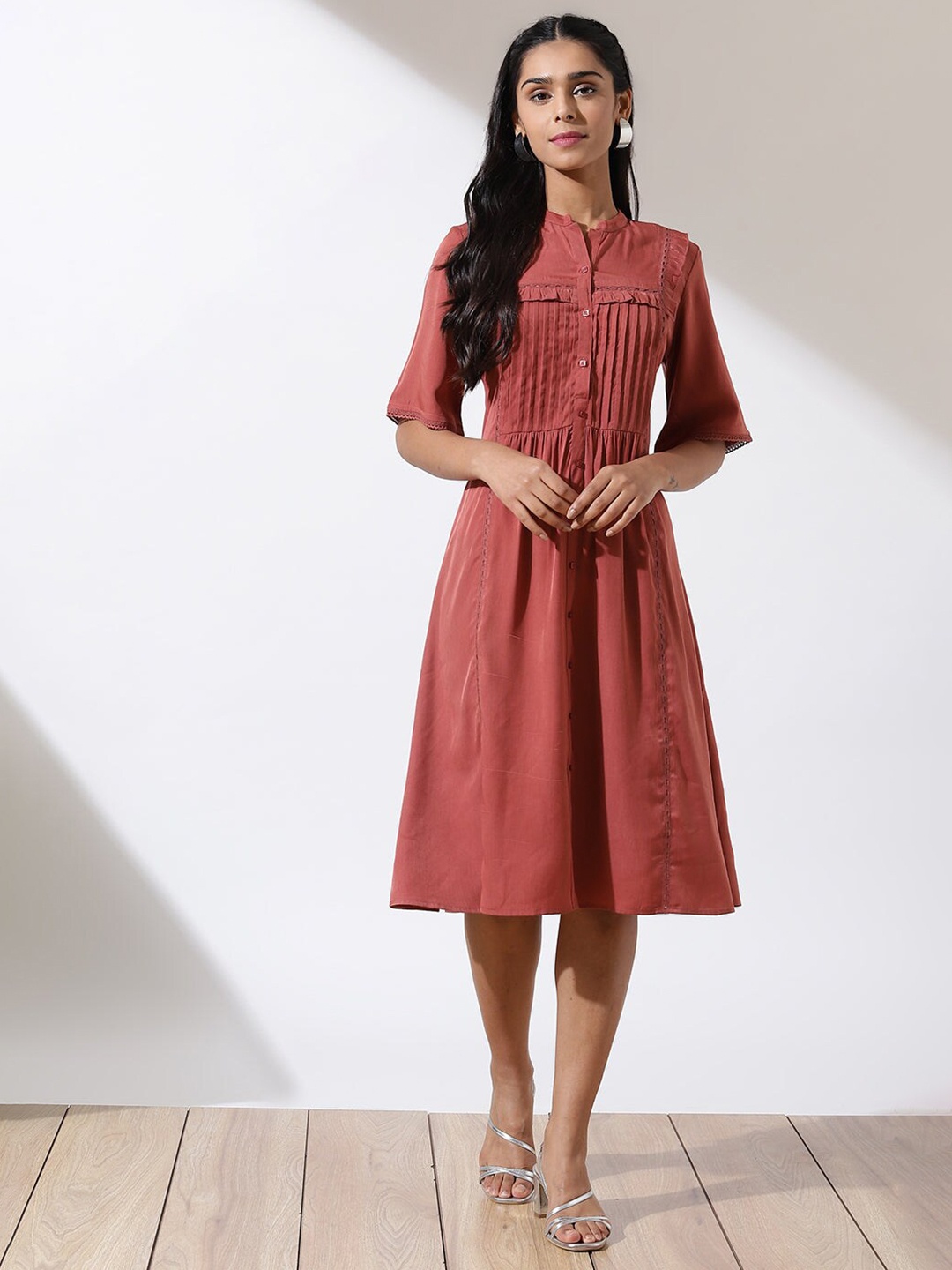 

Lakshita Mandarin Collar Gathered or Pleated Pure Cotton A-Line Dress, Peach