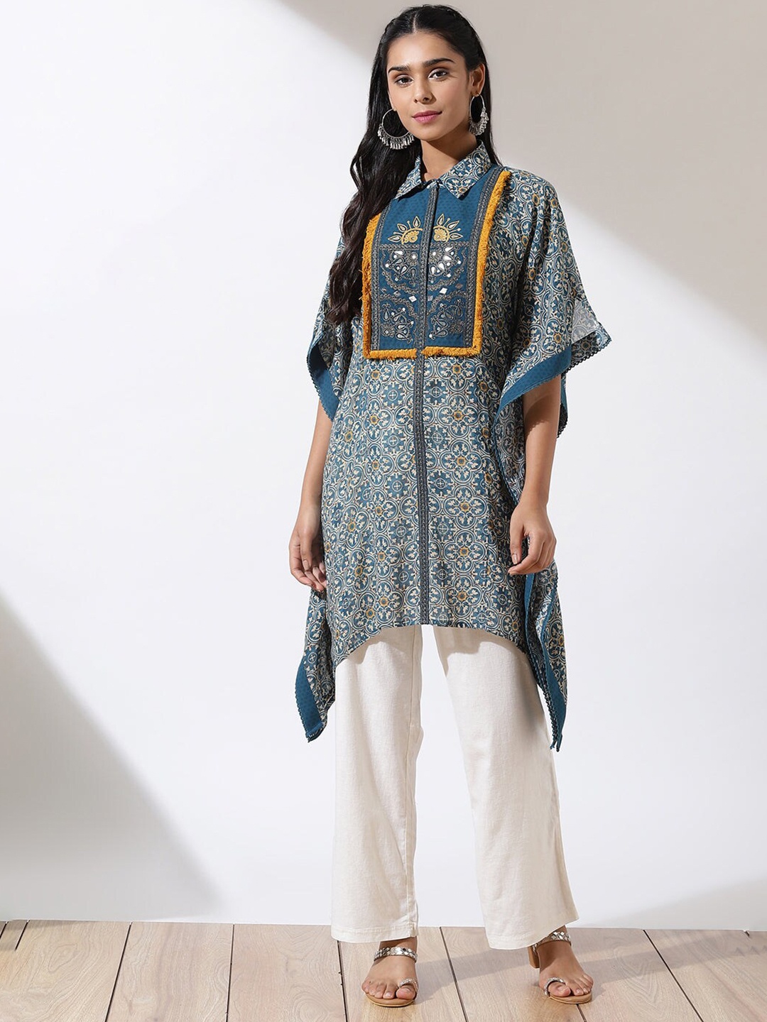 

Lakshita Ethnic Motifs Printed Shirt Collar Kaftan Kurti, Teal