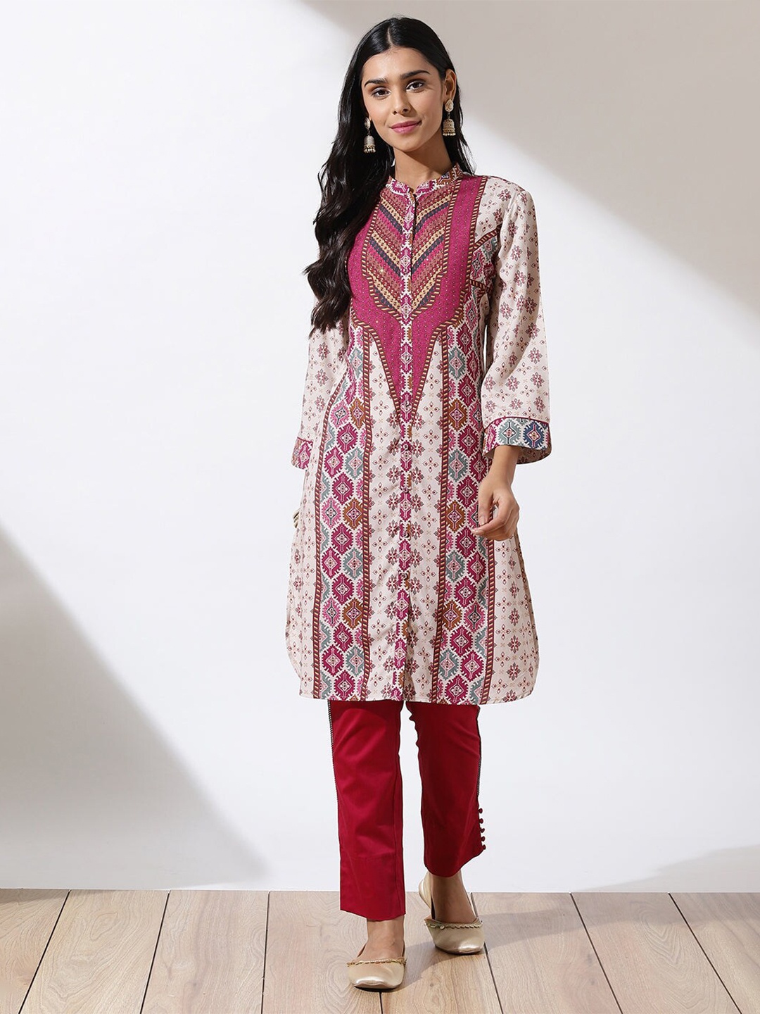 

Lakshita Geometric Printed Kurti, Pink