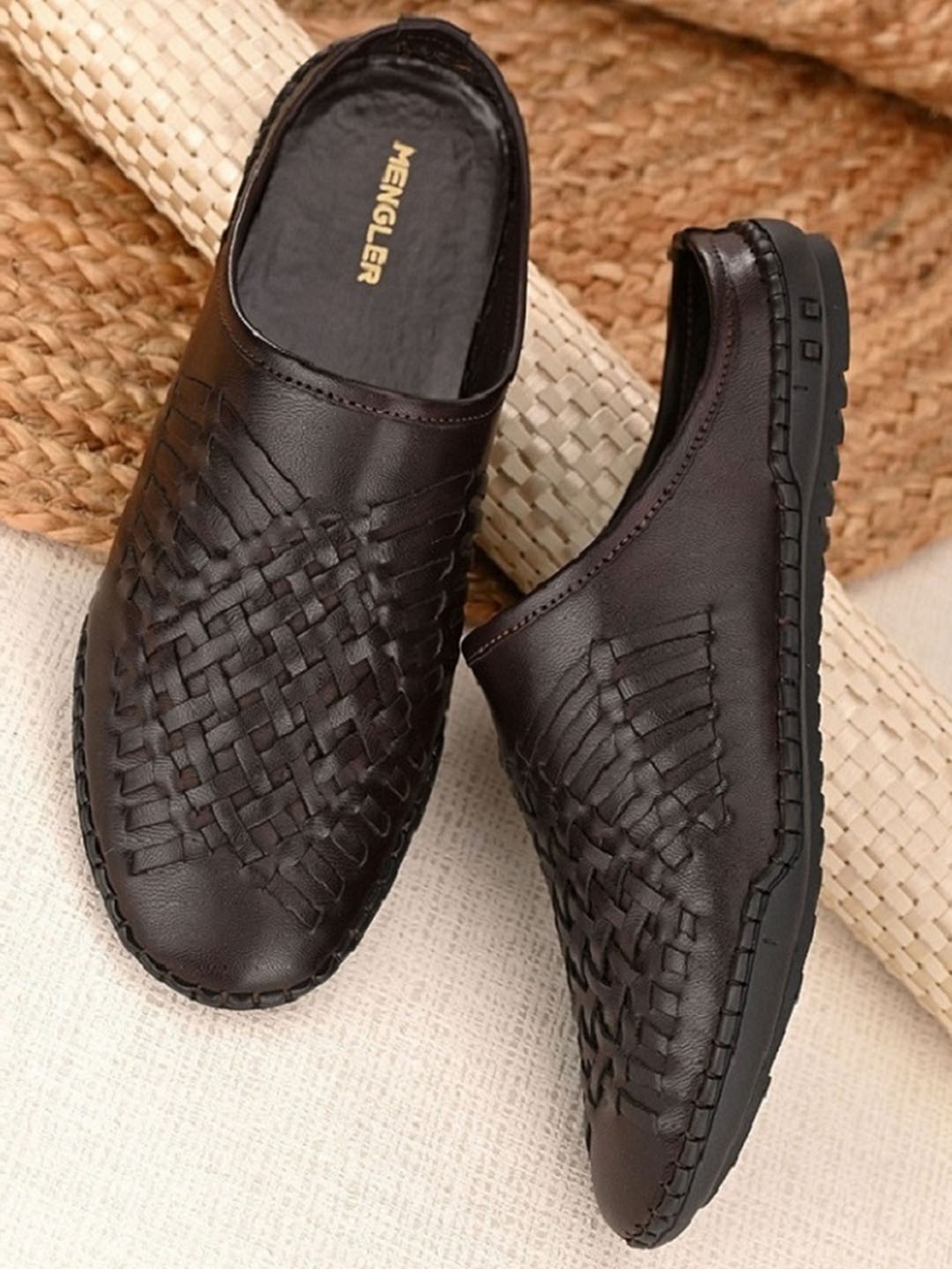 

MENGLER Men Slip On Shoe, Brown