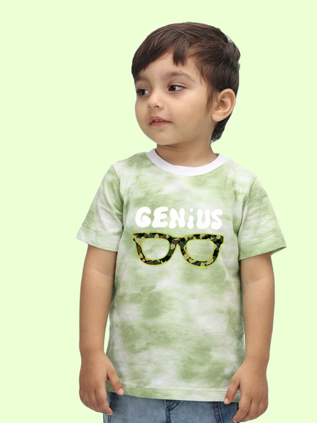 

NUSYL Kids Green Dyed V-Neck Applique T-shirt