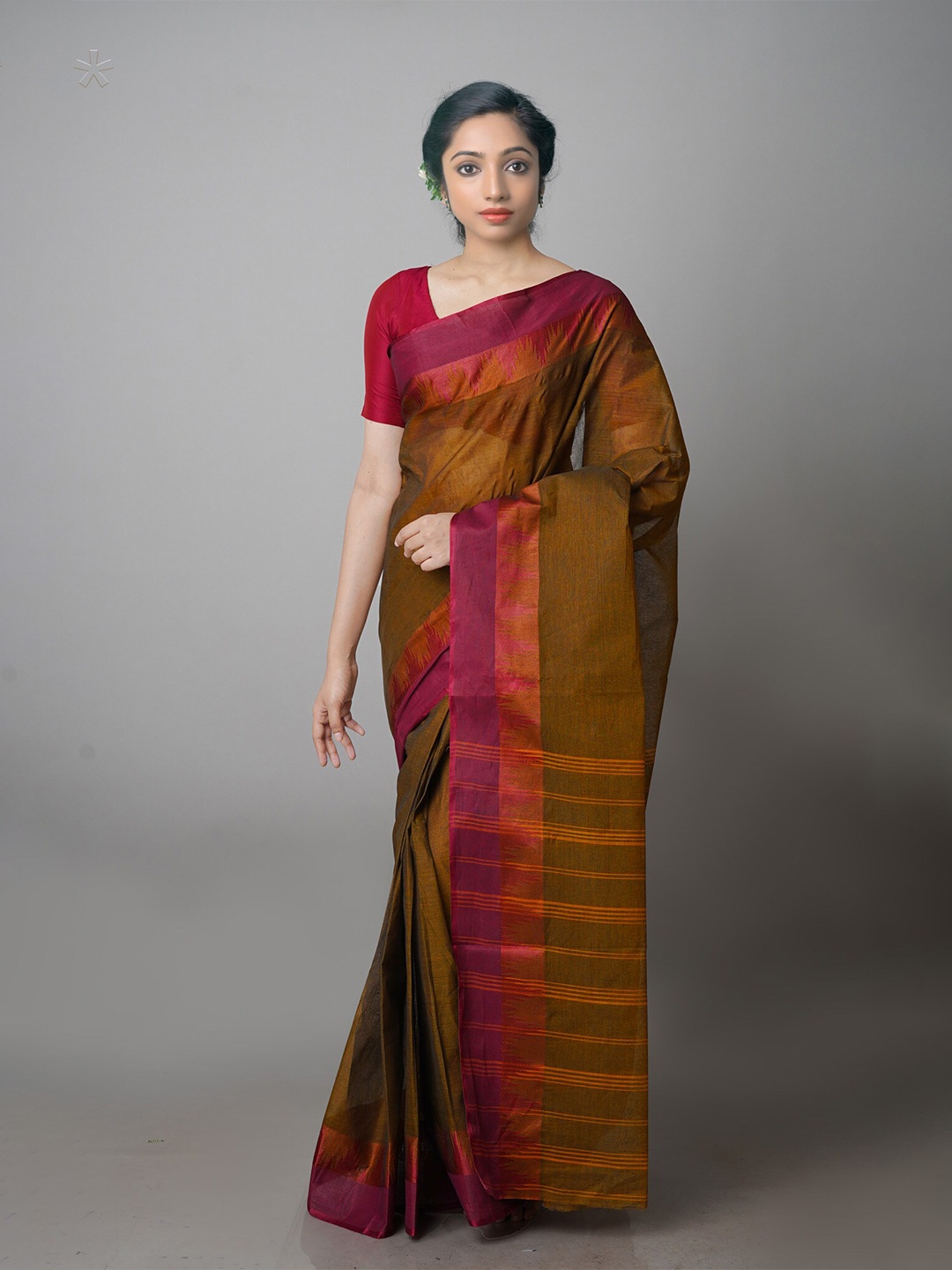 

Unnati Silks Striped Pure Cotton Taant Saree, Brown