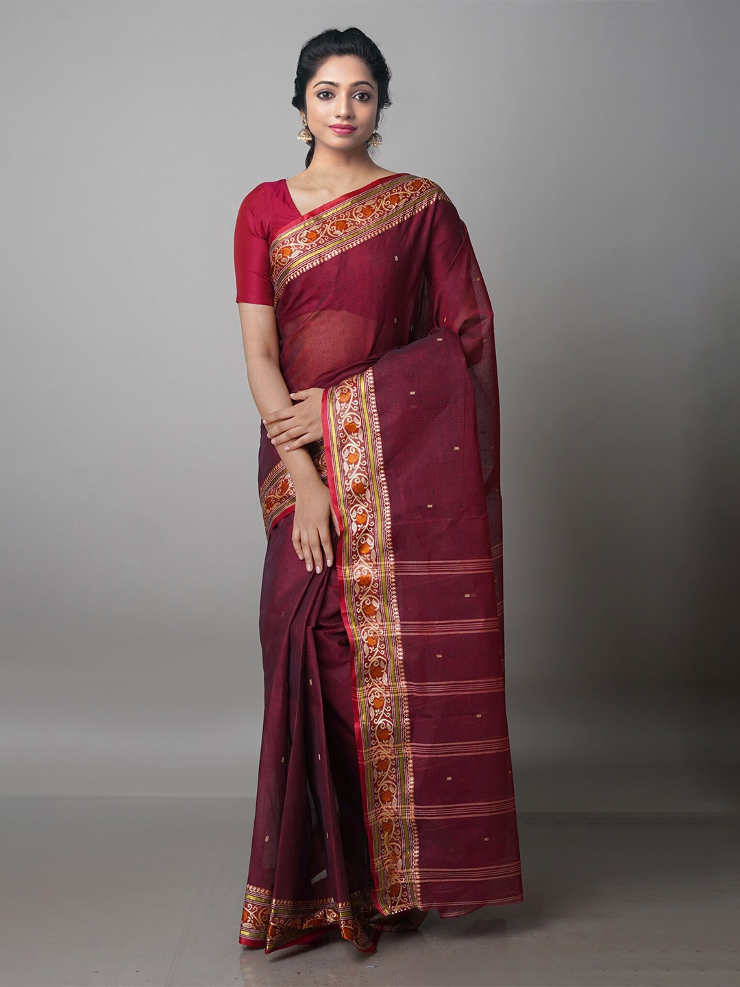 

Unnati Silks Handloom Woven Design Pure Cotton Taant Saree, Maroon