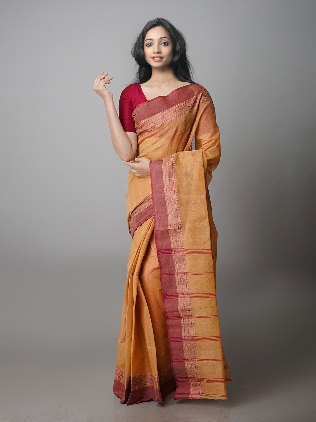 

Unnati Silks Brown & Maroon Pure Cotton Taant Saree