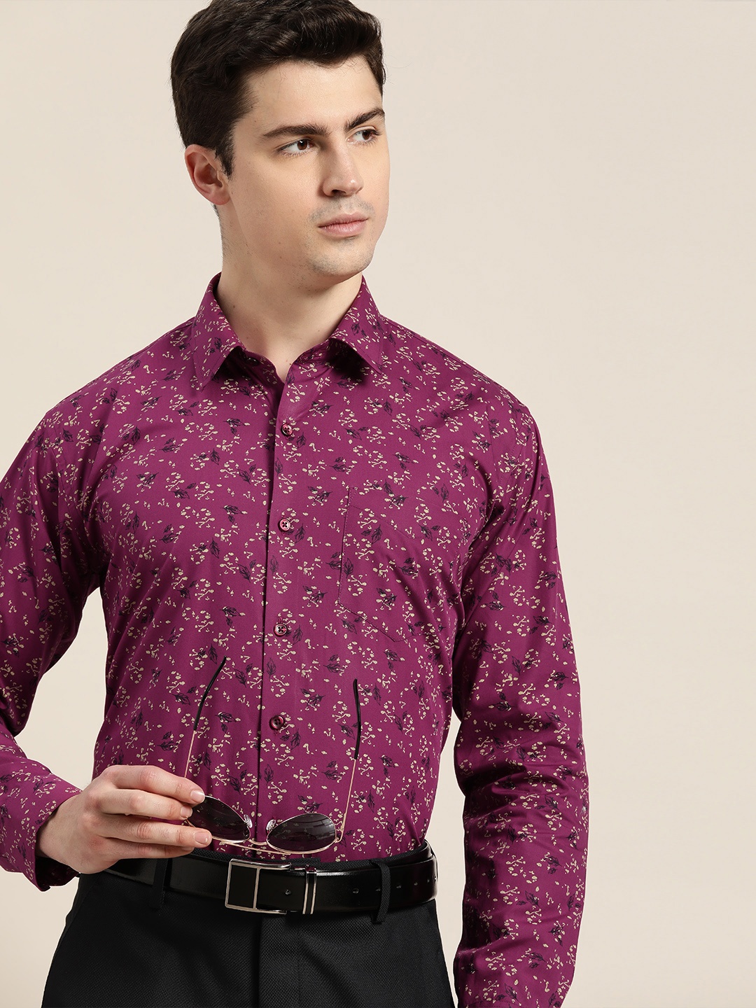 

Hancock Men Magenta Club Slim Fit Floral Printed Cotton Party Shirt