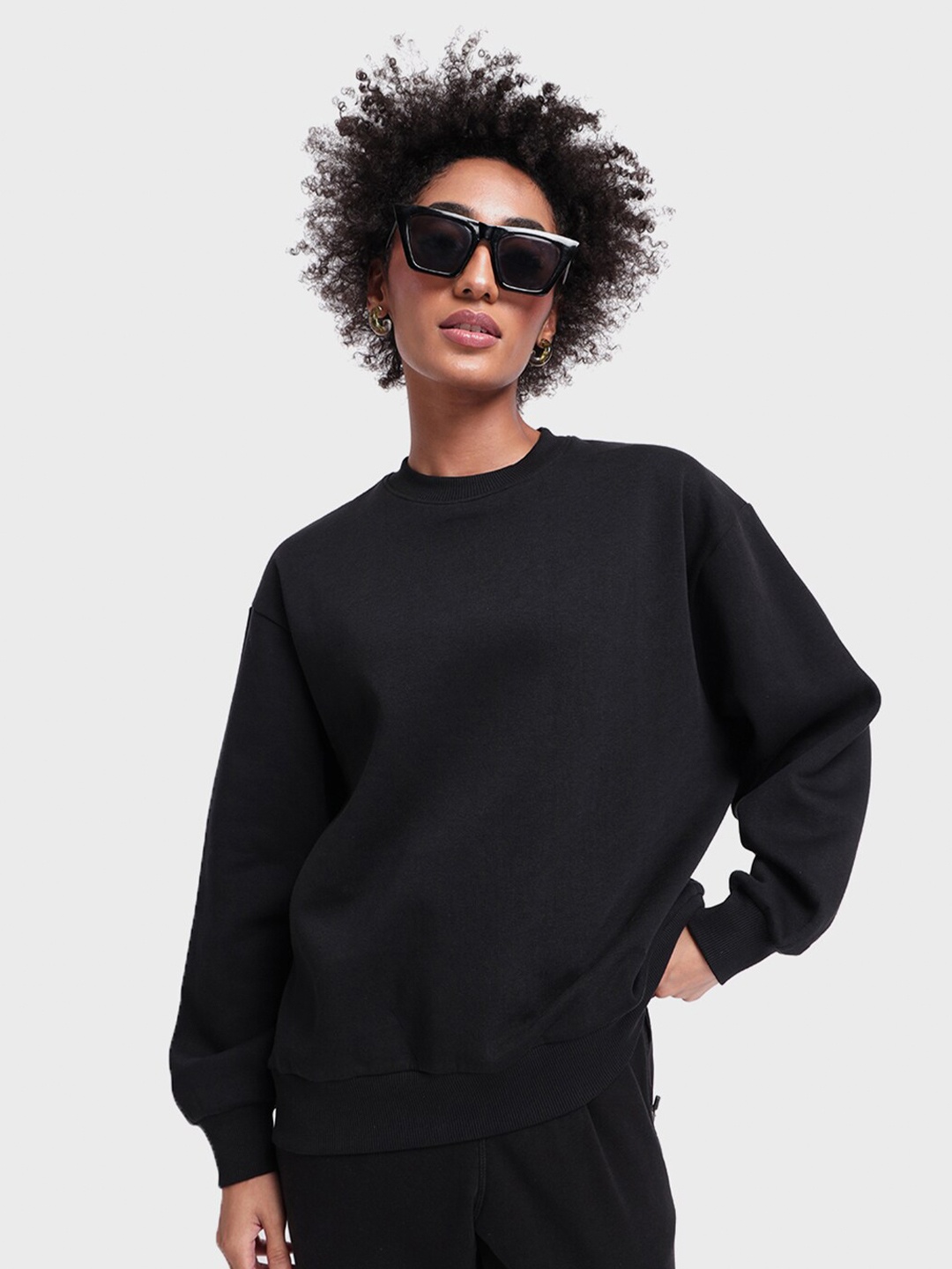 

Bewakoof Women Super Loose Fit Sweatshirt, Black