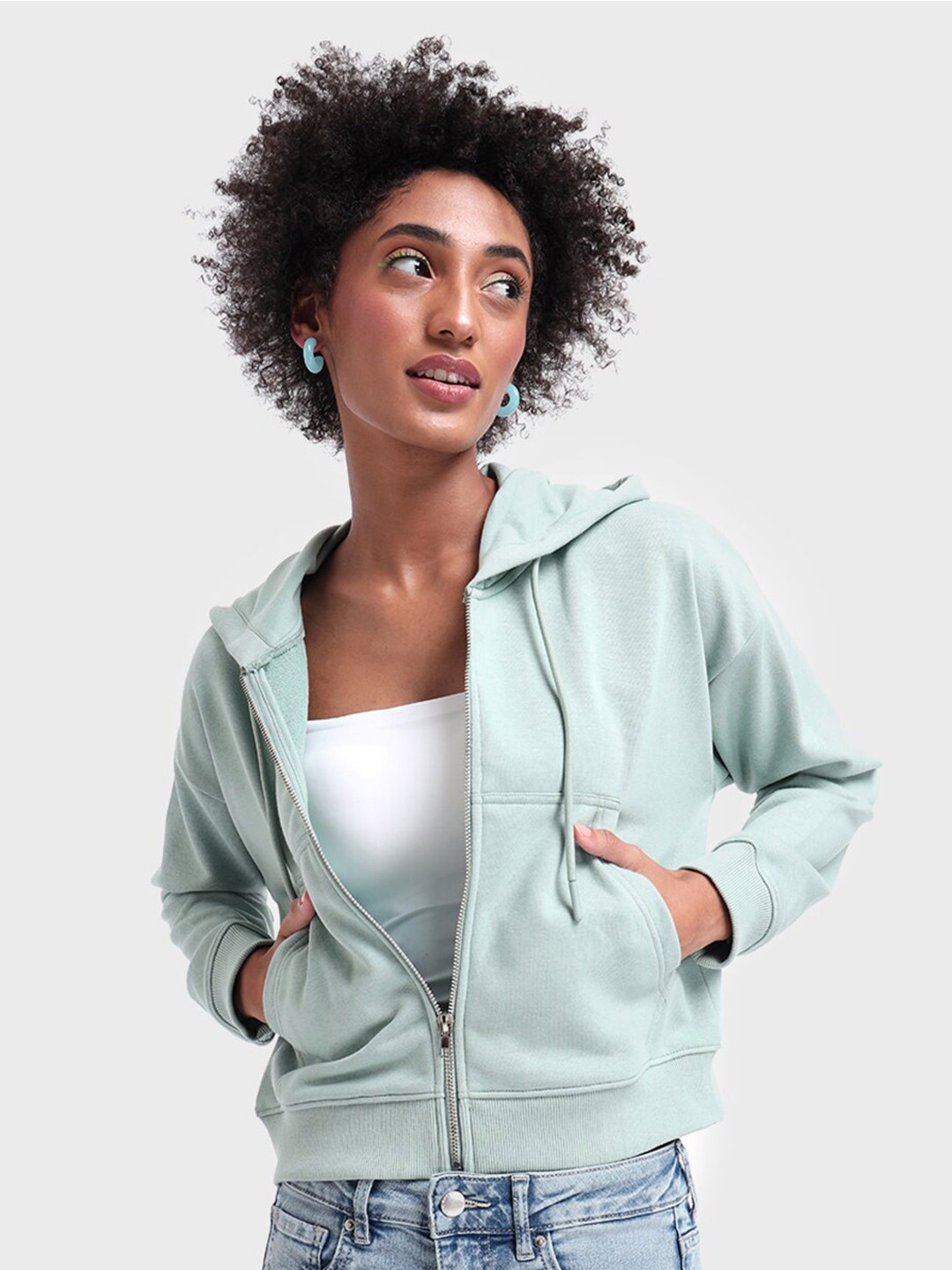 

Bewakoof Women Cotton Solid Hooded Crop Sweatshirt, Grey