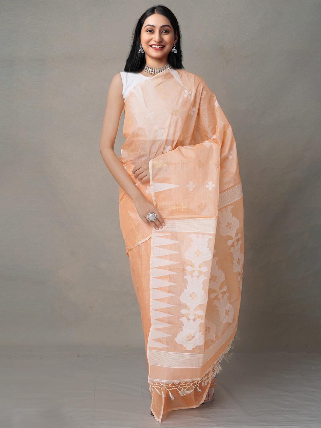 

Unnati Silks Ethnic Motifs Silk Cotton Jamdani Saree, Pink