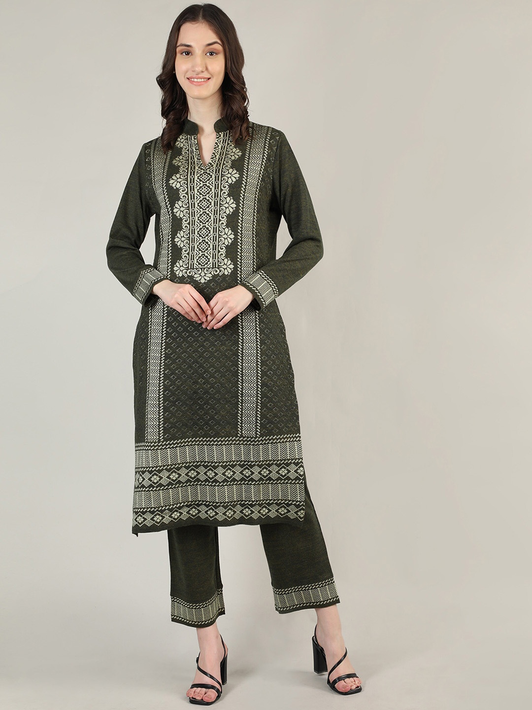 

MIKHAD Ethnic Motifs Self Design Band Collar Kurta with Trousers & Dupatta, Olive