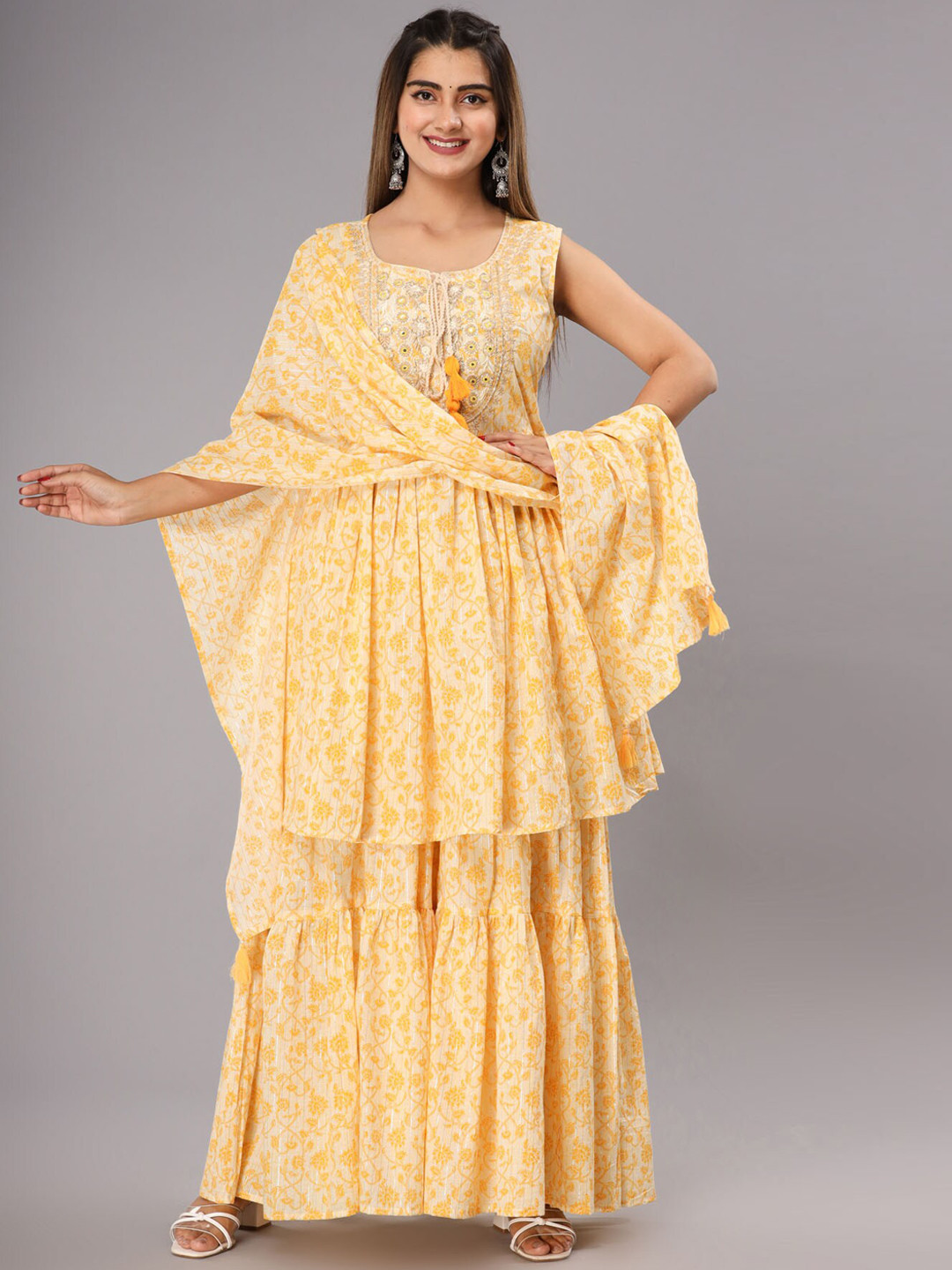 

FASHION DWAR Women Printed Empire Pure Cotton Kurta with Sharara & Dupatta, Yellow