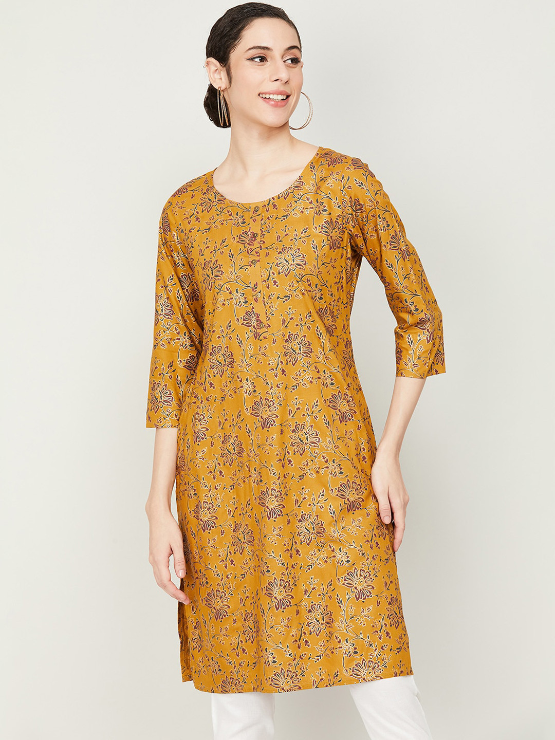 

Melange by Lifestyle Women Floral Printed Regular Kurta, Mustard