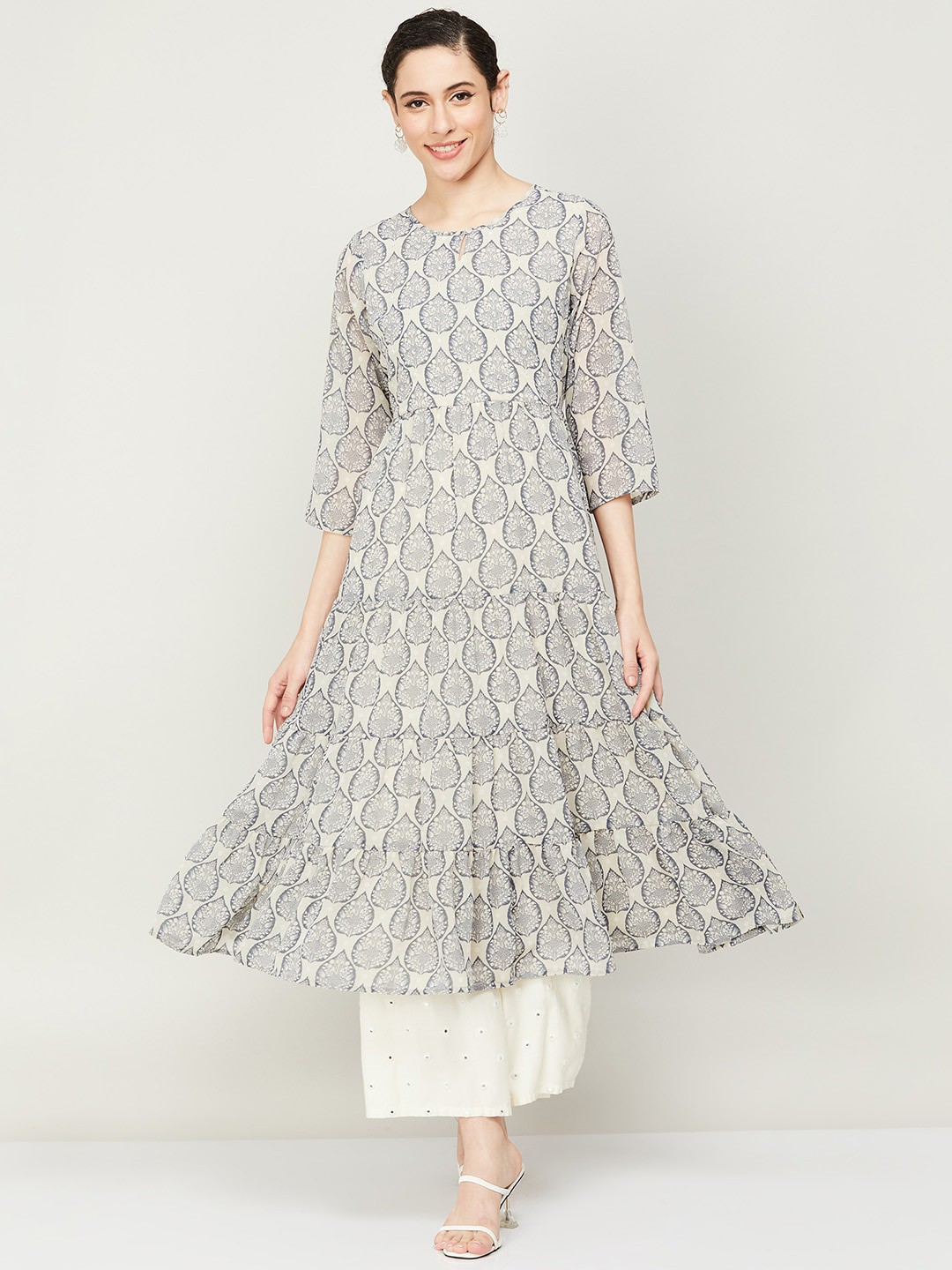 

Melange by Lifestyle Ethnic Motifs Printed Kurta, Off white