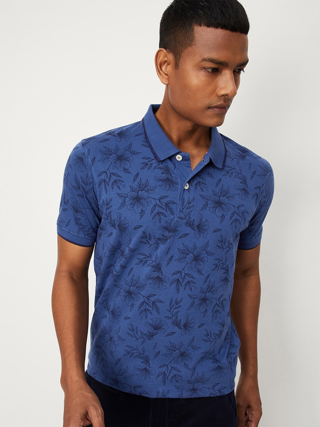 

max Men Floral Printed Polo Collar T-shirt, Blue