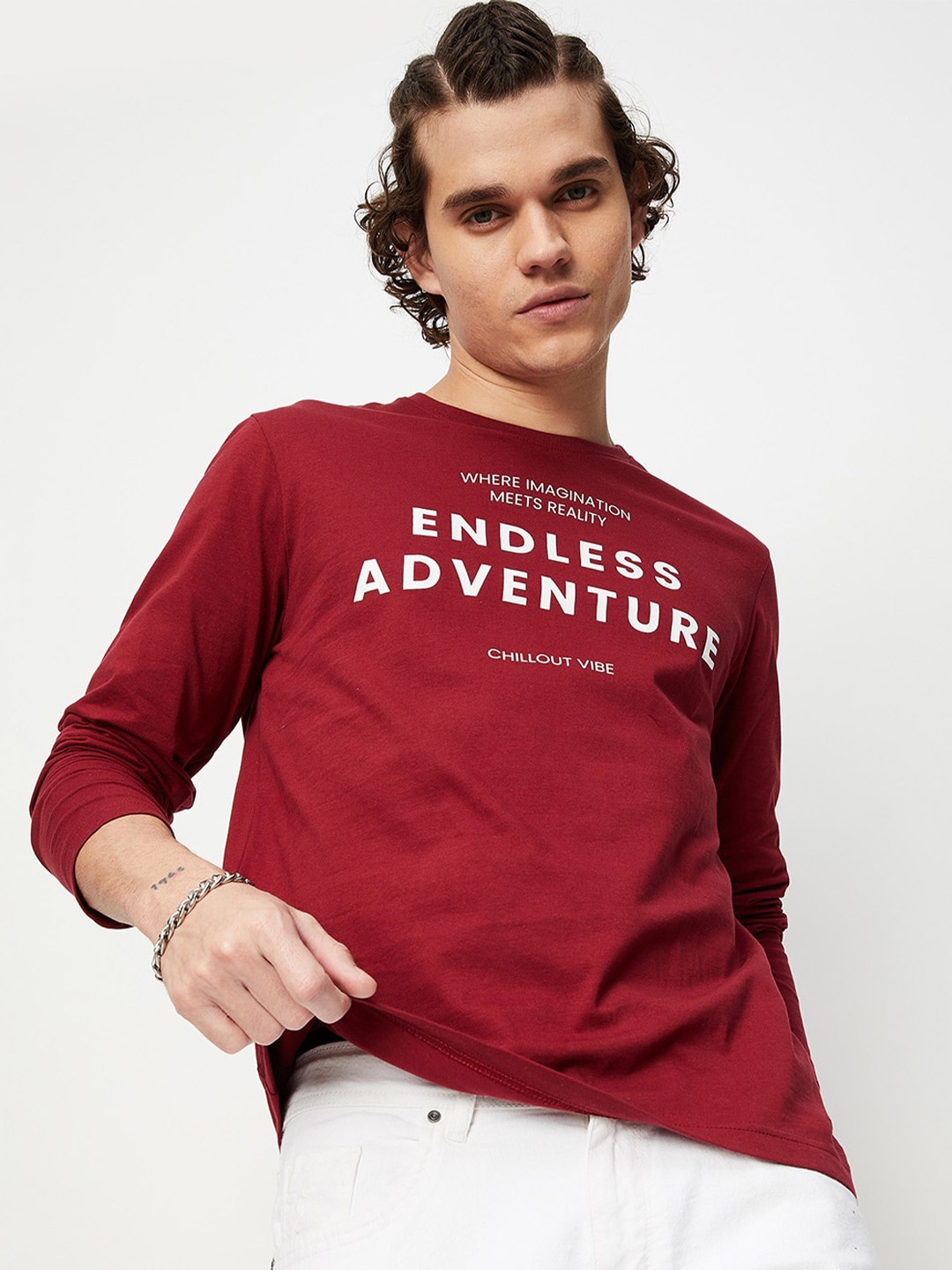 

max Men Typography Printed Pure Cotton T-shirt, Maroon