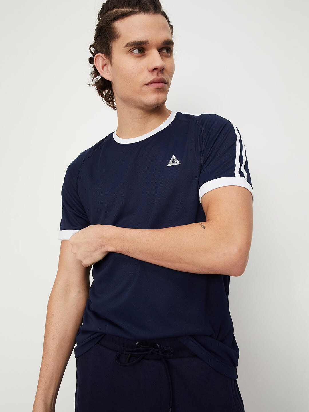 

max Short Sleeves Round Neck T-shirt, Blue