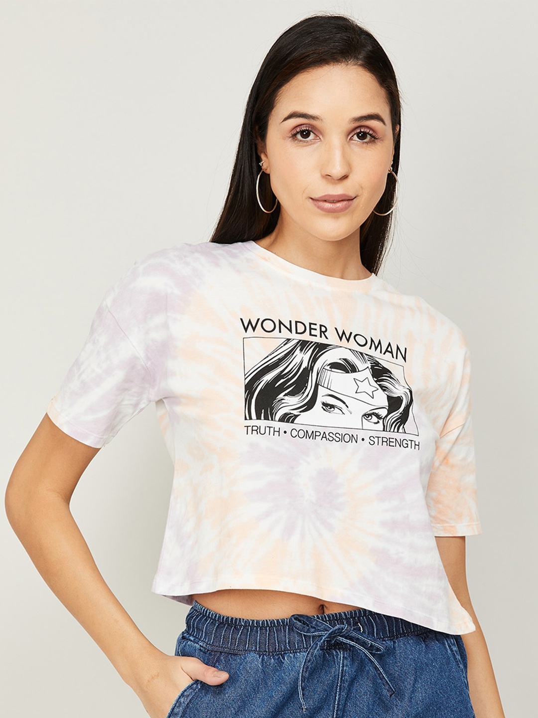 

Ginger by Lifestyle Women Printed Pure Cotton Crop T-shirt, Off white