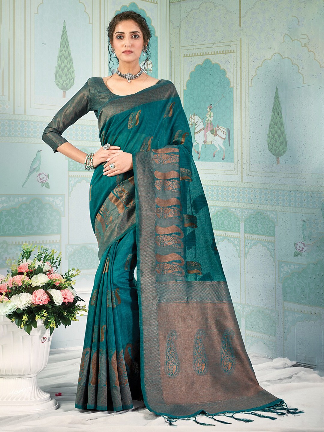 

SANGAM PRINTS Ethnic Motifs Zari Saree, Green