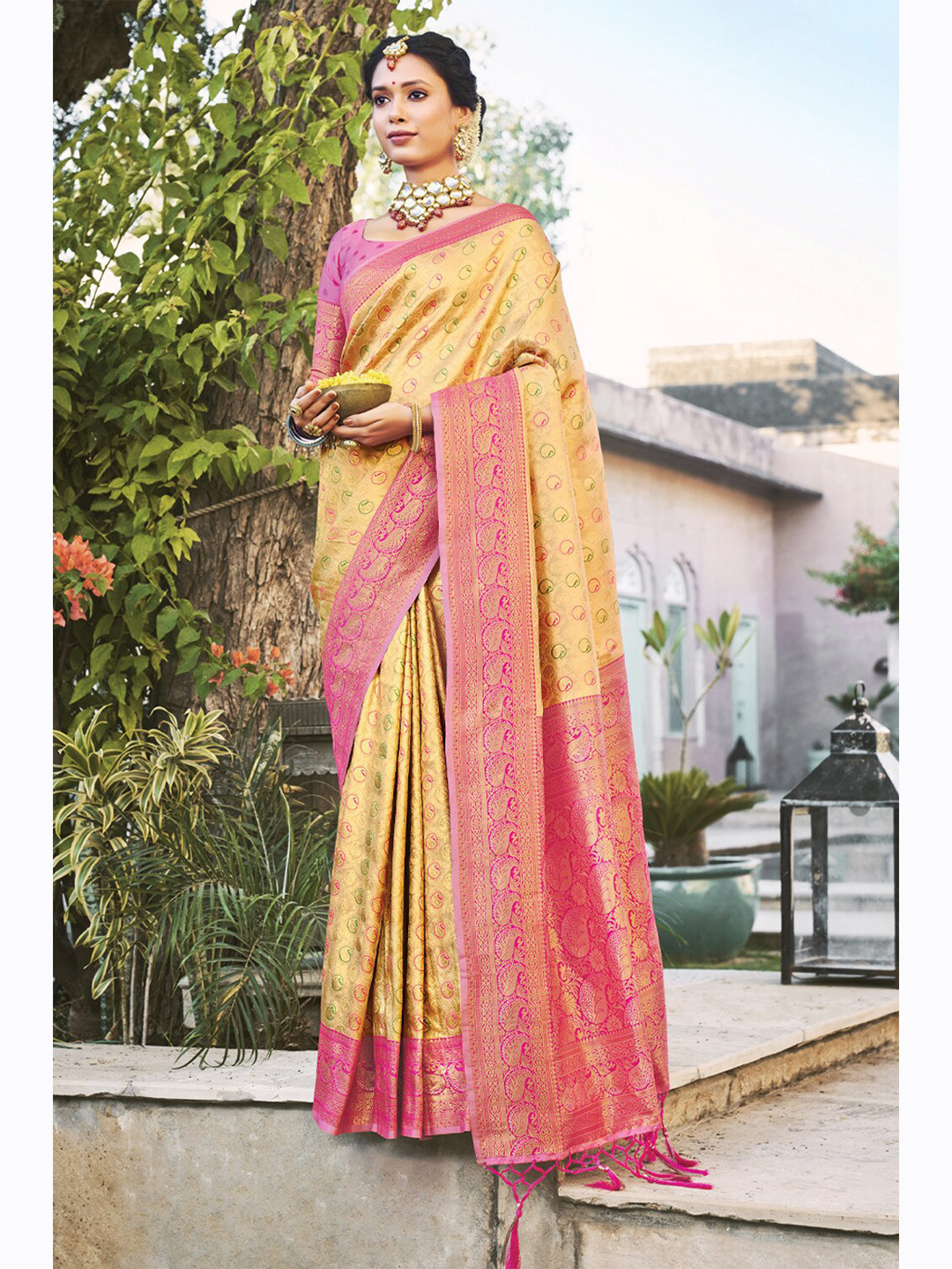 

SANGAM PRINTS Beige & Pink Ethnic Motifs Zari Pure Silk Banarasi Saree