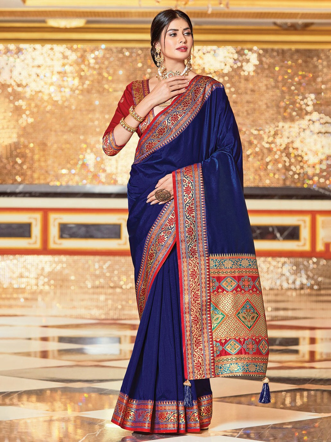 

SANGAM PRINTS Ethnic Motifs Zari Pure Silk Saree, Navy blue