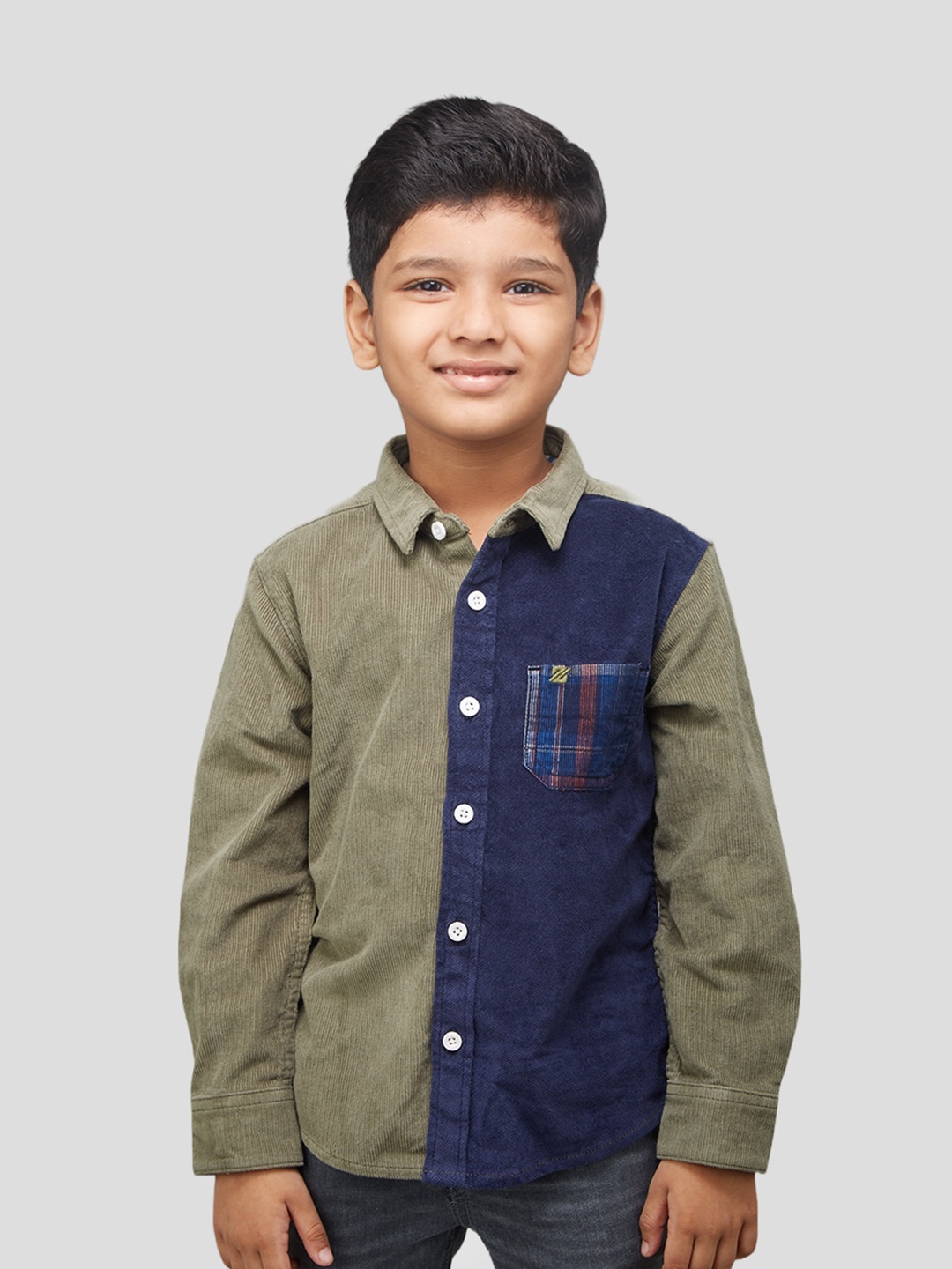 

Zalio Boys Colourblocked Casual Shirt, Olive