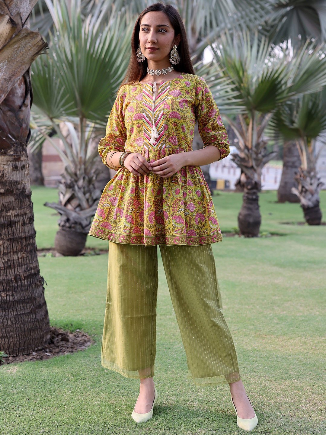 

Libas Yellow & Pink Floral Printed Pure Cotton Empire Kurti
