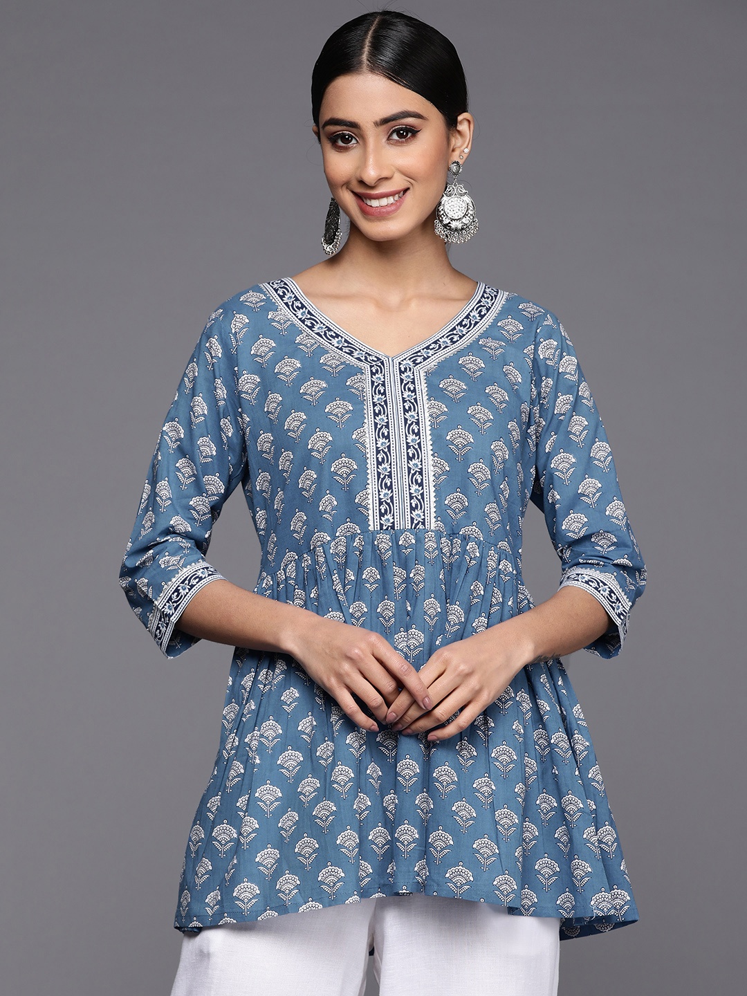 

Libas Floral Printed V-Neck Pure Cotton Gotta Patti Empire Kurti, Blue