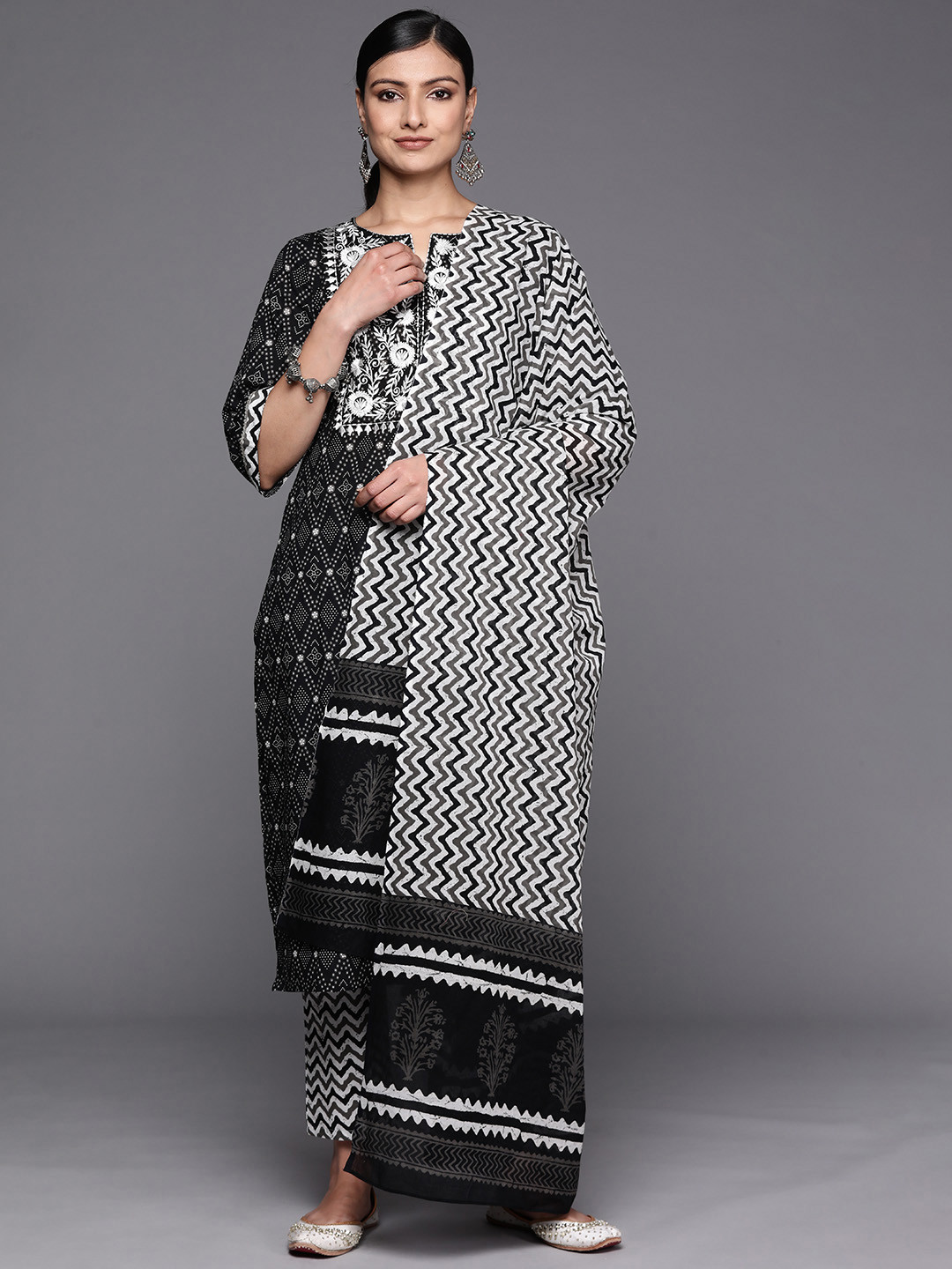 

Libas Women Ethnic Motifs Printed Thread Work Kurta With Trousers & With Dupatta, Black