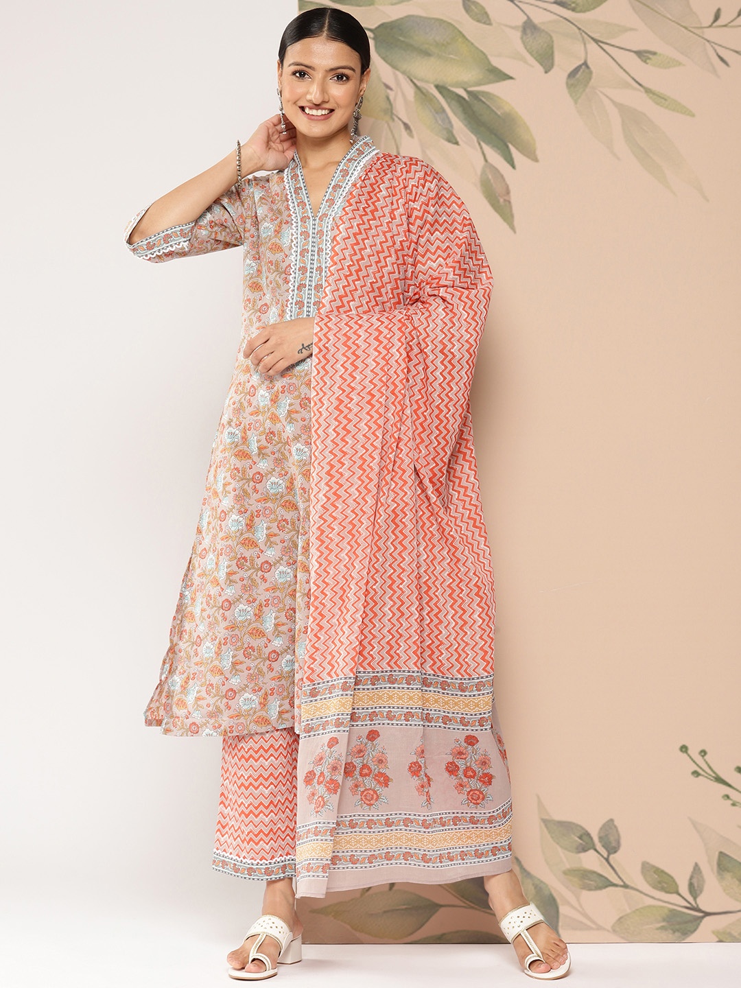 

Libas Women Floral Printed Pure Cotton Kurta With Trousers & Dupatta, Grey