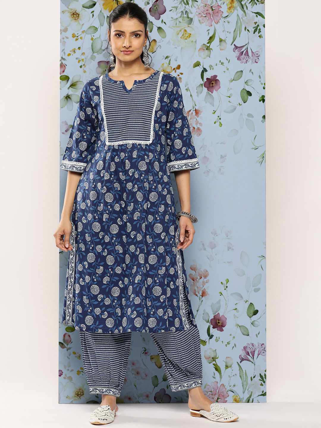 

Libas Women Floral Printed Pure Cotton Kurta With Salwar, Navy blue