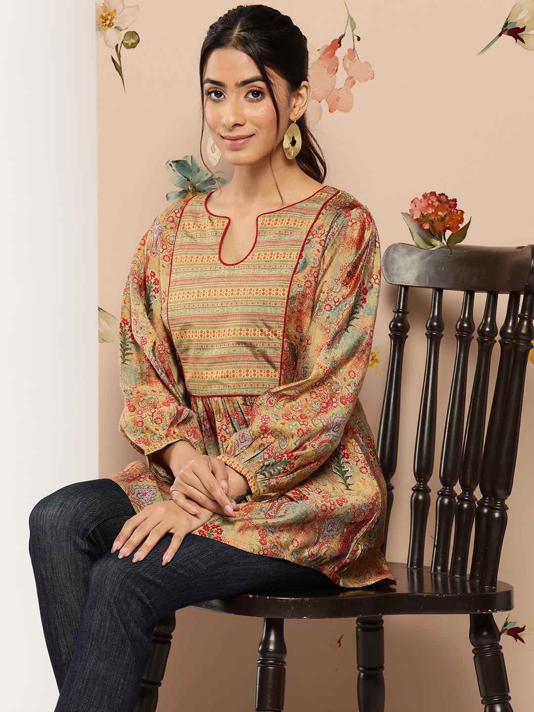 

Libas Yoke Design Floral Printed Puff Sleeves Kurti, Multi