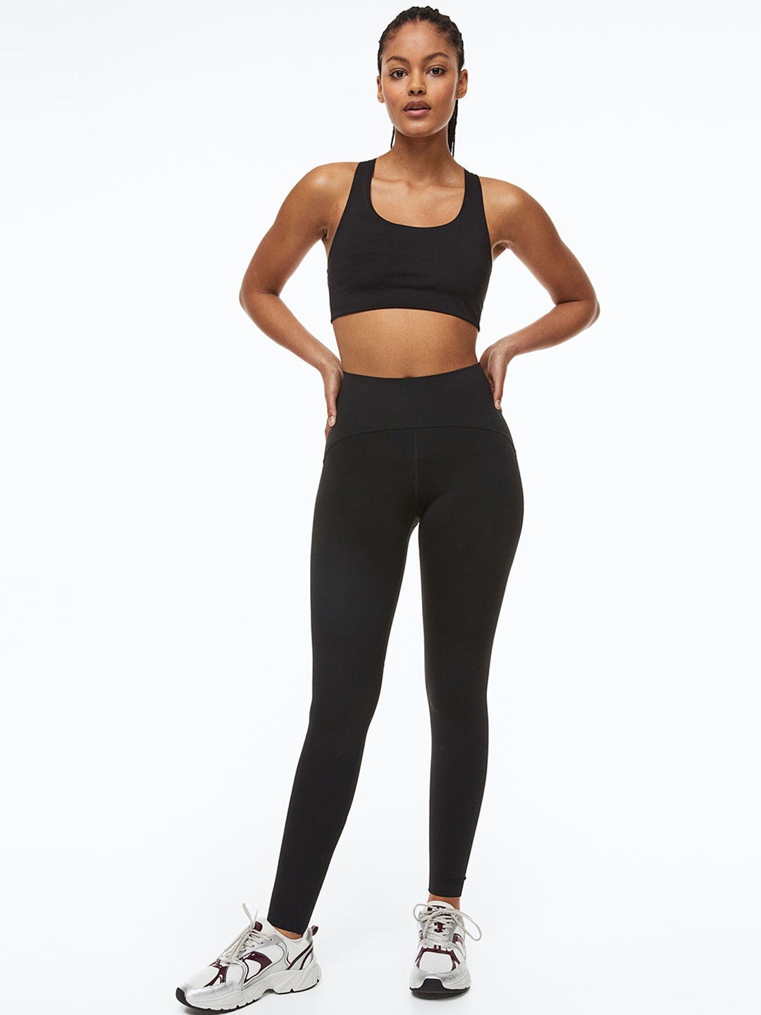 

H&M Women High-Waist Shaping Fast-Drying Tights, Black