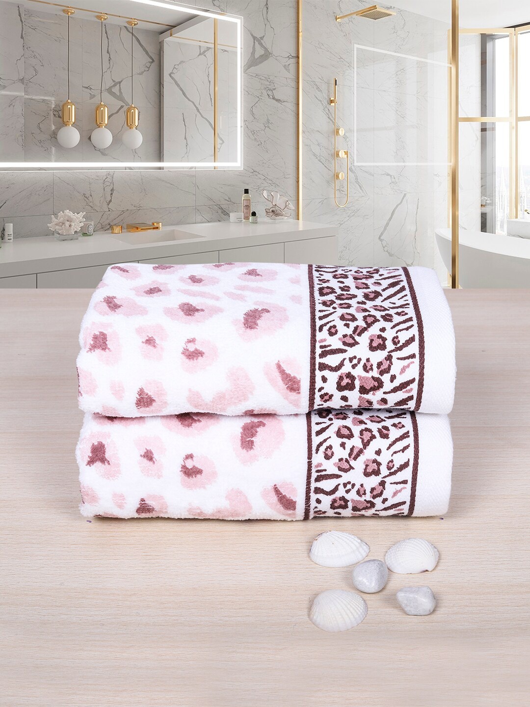 

RANGOLI White & Purple Set Of 2 Leopard Printed 500 GSM Pure Cotton Hand Towels