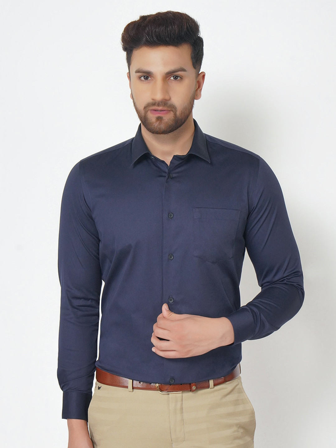 

Blackberrys Men'S Navy Solid Formal Slim Fit Wrinkle-Resistant Shirt, Navy blue