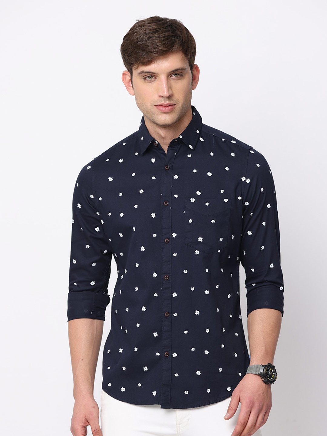 

NIRVAAN Men Pure Cotton Slim Fit Conversational Printed Casual Shirt, Navy blue