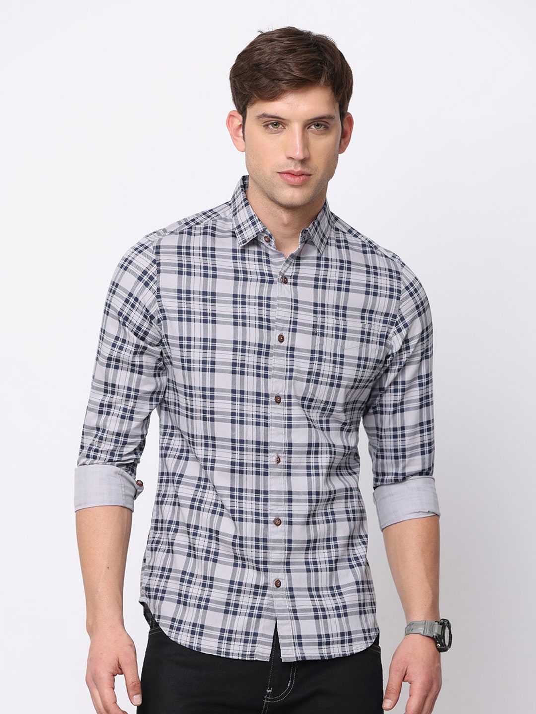 

NIRVAAN Men Slim Fit Tartan Checked Pure Cotton Casual Shirt, Grey