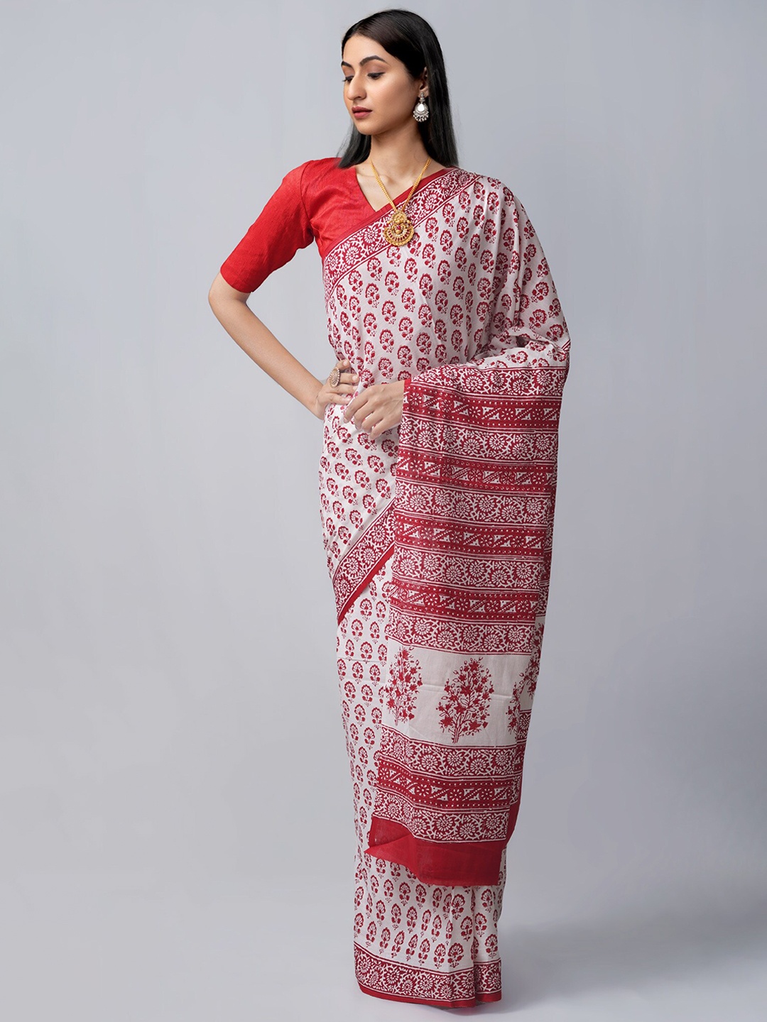 

Unnati Silks Floral Pure Cotton Block Print Handloom Saree, White