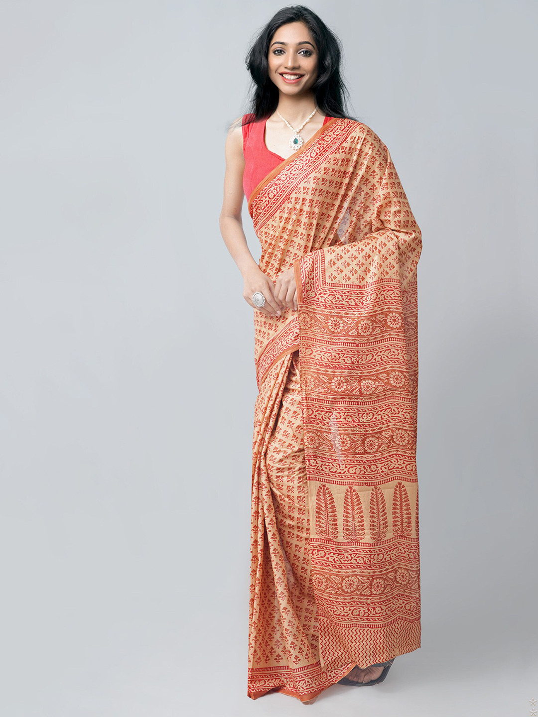 

Unnati Silks Floral Pure Cotton Block Print Saree, Cream