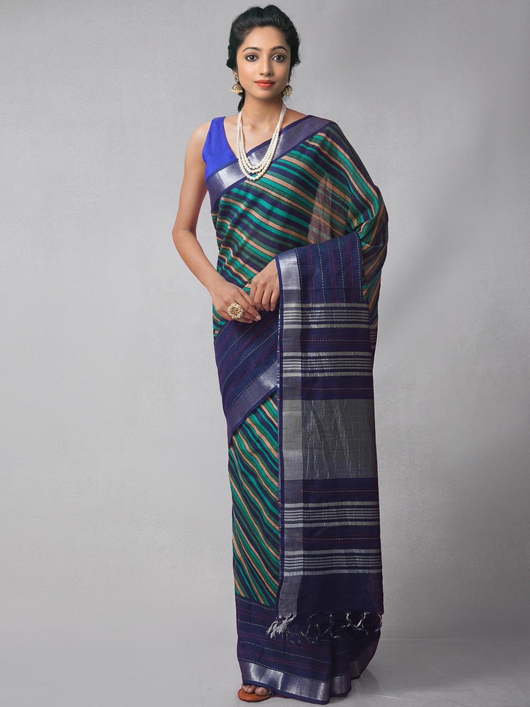 

Unnati Silks Striped Zari Pure Cotton Jamdani Saree, Blue
