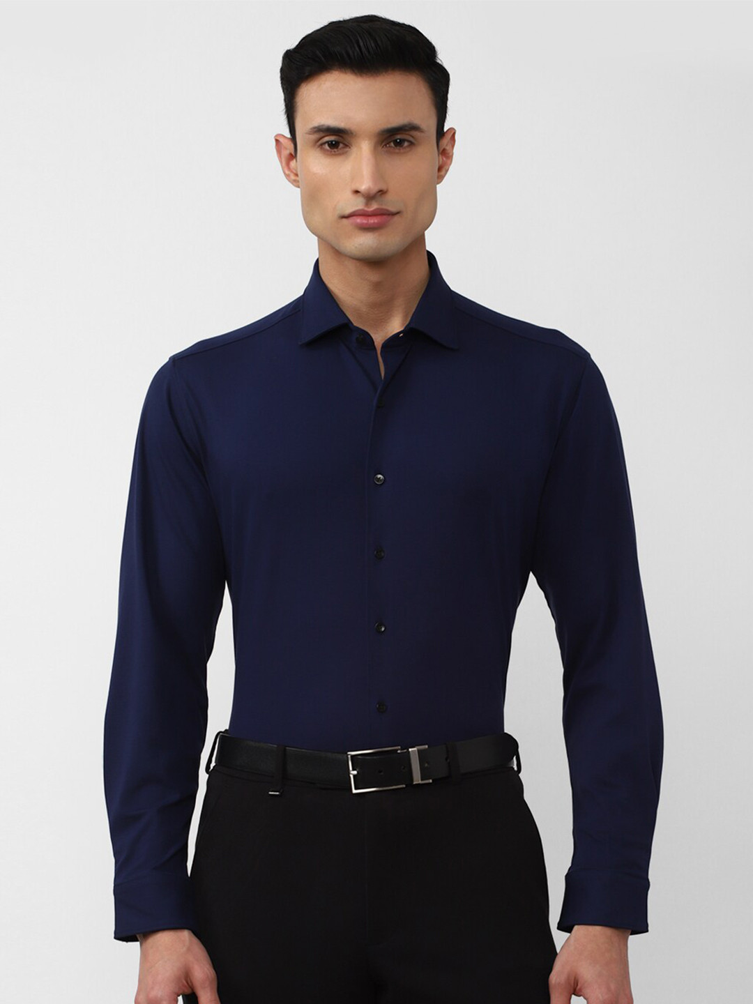 

Van Heusen Men Slim Fit Formal Shirt, Navy blue