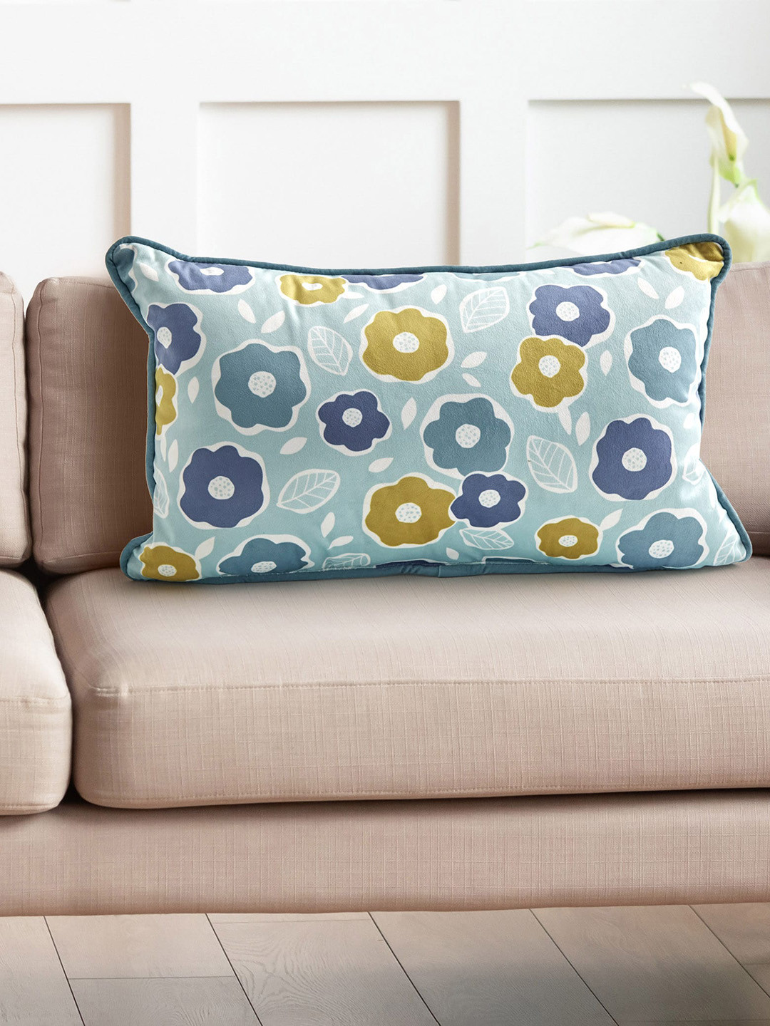 

Home Centre Spinel Blue & White Floral Printed Pre-Filled Cushion