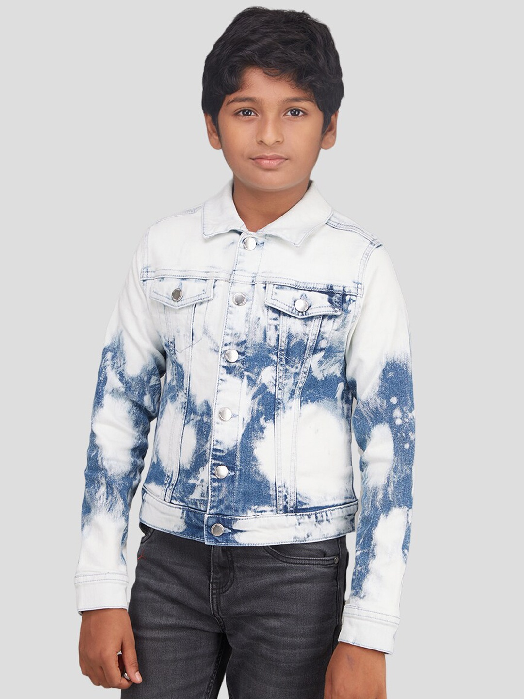 

Zalio Boys Floral Crop Denim Jacket with Patchwork, White