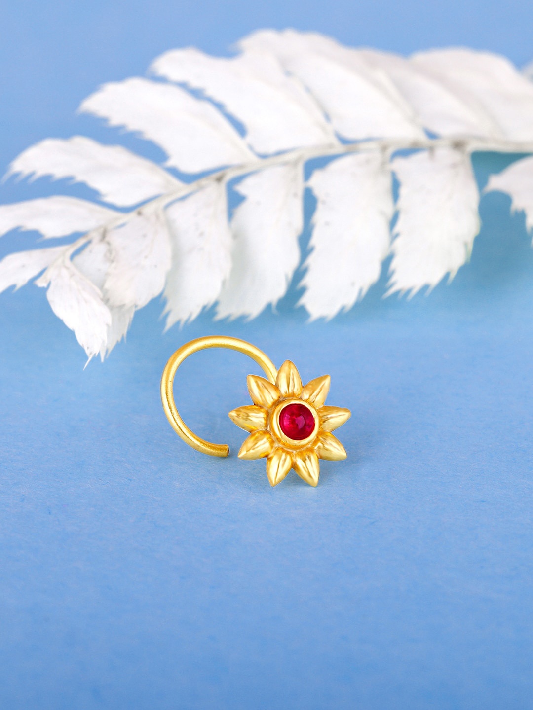 

GIVA 925 Sterling Silver Gold-Plated Stone-Studded Nose Pin