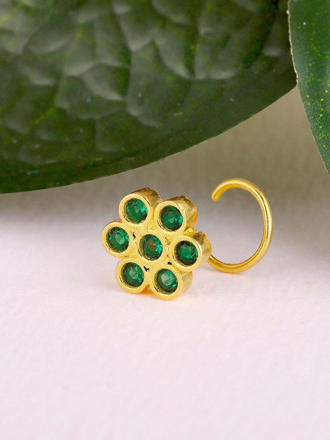 

GIVA 925 Sterling Silver Gold-Plated Stone-Studded Nose Pin