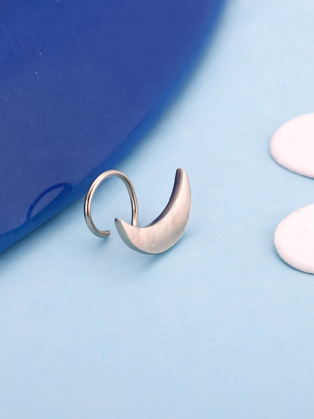

GIVA 925 Sterling Silver Oxidised Crescent Nose Pin